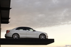 Mb_C-class_869_1920x1200