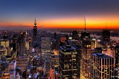 ЯКартинка.РФ-Обои-2560х1440.-Город-ночью-16