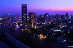 ЯКартинка.РФ-Обои-2560х1440.-Город-ночью-77