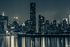 ЯКартинка.РФ-Обои-2560х1440.-Город-ночью-90