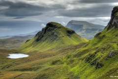 ЯКартинка.РФ-Обои-2560х1440.-Поля-в-горах-10