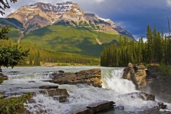 ЯКартинка.РФ-Обои-2560х1440.-Поля-в-горах-16